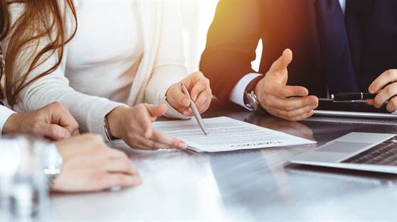 contract-signing-1